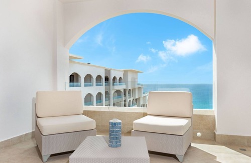 Chula Vista Eigentumswohnung | The SPACIOUS & new VILLA LA VALENCIA--One of the best LUXURY RESORTs in Mexico