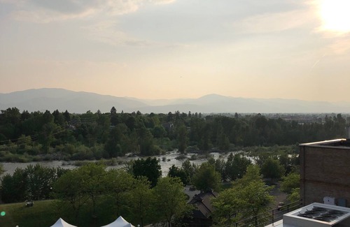 Heart of Missoula Eigentumswohnung | The Speakeasy Condo in the historic Wilma Theater