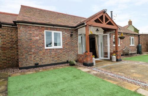 Berkeley Haus | The Stable