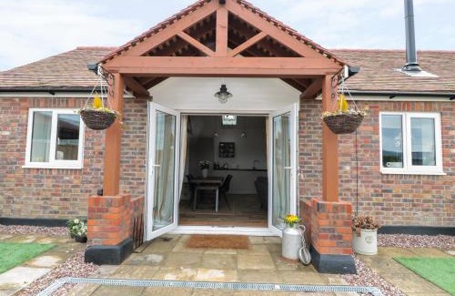 Berkeley Haus | The Stable