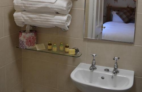 Wass Hotel | The Stapylton Arms