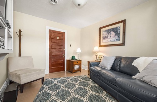 Farmington Hotel | The Stewart Suite | Historic Victorian Inn Room