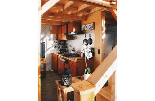 Buckfield Kabine | The Streamside Geodome