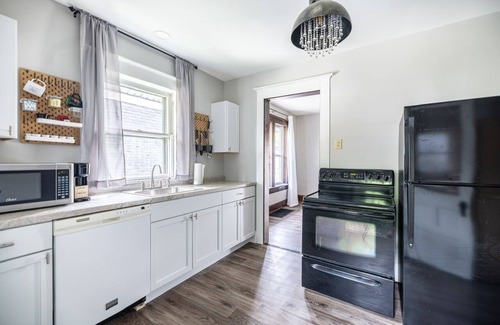 Muncie Haus | The Suite Retreat