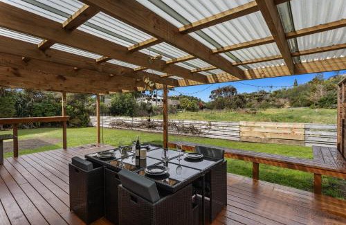Ohope Haus | The Sun Trap - Ohope Beach Holiday Home