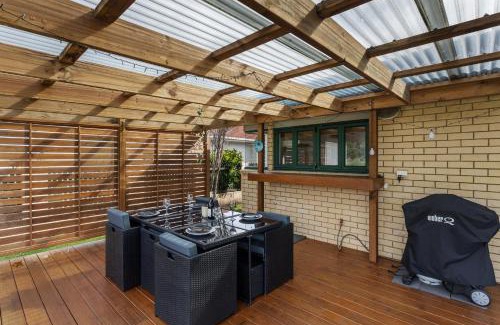 Ohope Haus | The Sun Trap - Ohope Beach Holiday Home