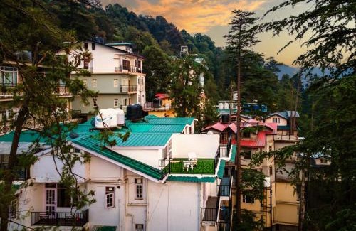 Shimla Wohnung | The Sunset Abode 4BR With Valley Views