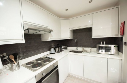 Reading Wohnung | Superior-Apartment-Eigenes Badezimmer-Strassenblick