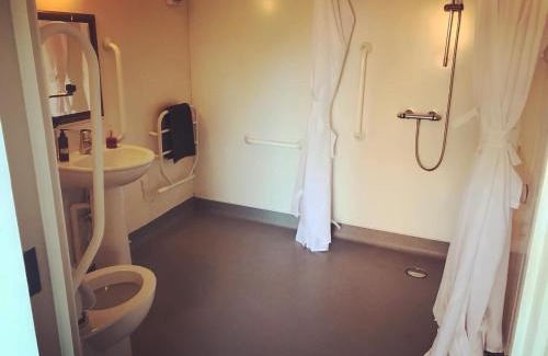 Newport Hotel | The Swan Inn Newport