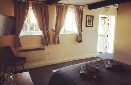 Newport Hotel | The Swan Inn Newport