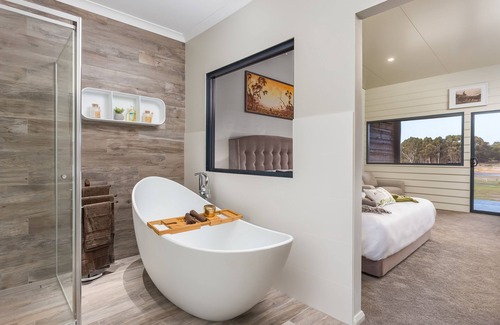 Henley Brook Haus | The Swan Valley Retreat