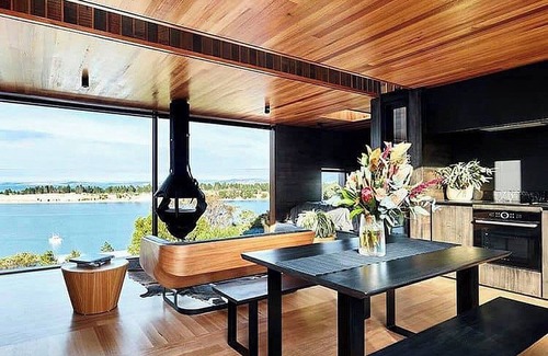 Forcett Haus | The Tailored Pod - Freycinet Holiday Houses