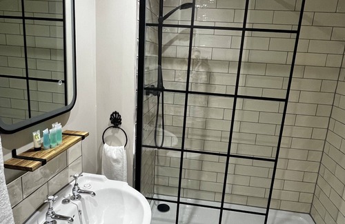 Eynsham Bed & Breakfast | The Talbot Inn