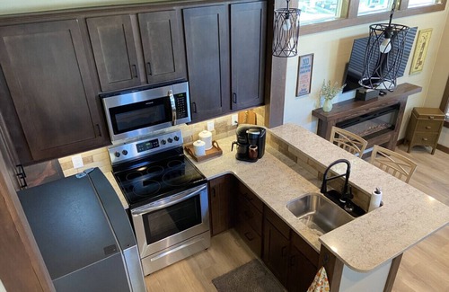 Sherrills Ford Haus | The Timberdoodle - A Tiny Home in Sherrills Ford