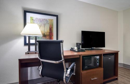 High Point Hotel | The Townhouse Inn