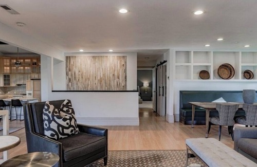 Sunset Heights Haus | Spacious Family Haven Near UVU - WiFi, Home Theater, and Pets Welcome!