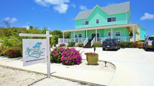 Colliers Bay Haus | The Tropical Breeze Cottage