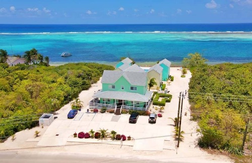 Colliers Bay Eigentumswohnung | GROSSE ERÖFFNUNG SPEZIAL FEB UND MÄRZ! NAGELNEUES BETT UND FRÜHSTÜCK!