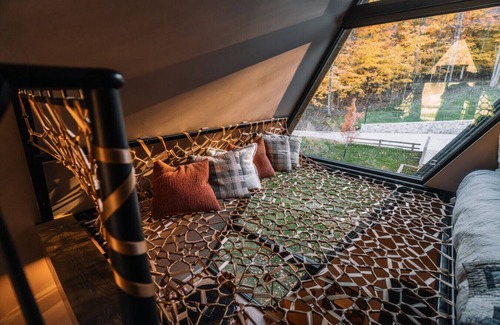 New Philadelphia Kabine | The UtopiA @ Paradise Lake