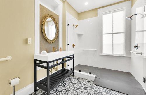 Huntsville Bed & Breakfast | The Valley House Inn Sprague Suite