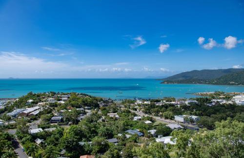 Airlie Beach Haus | The View