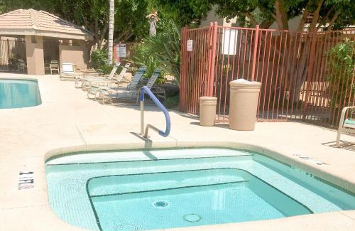 Paradise Valley Village Wohnung | The Village at Stone Creek Unit 130