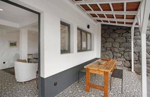 Canico Skihütte | The Village Loft