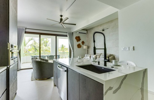 Cocoplum Eigentumswohnung | The Villas at Cocoplum 'Ocelot' Apartment 122