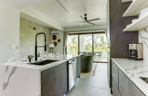 Cocoplum Eigentumswohnung | The Villas at Cocoplum 'Whale Shark' Apartment 121