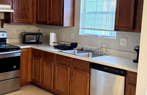 Belmont Haus | The VLuxe of Lithonia
