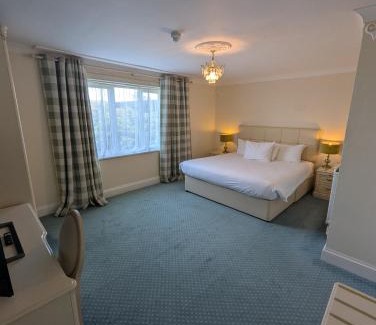 North Petherton Hotel | The Walnut Tree Hotel