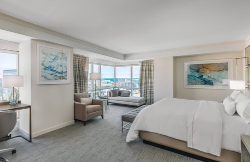 Seaport District Hotel | The Westin Boston Seaport District