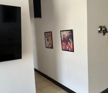 Athi River Haus | The white cottage