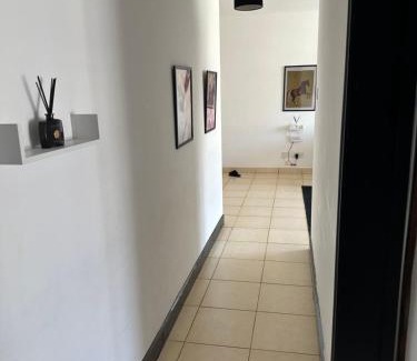 Athi River Haus | The white cottage