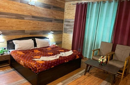 Haridwar Haus | The Willows