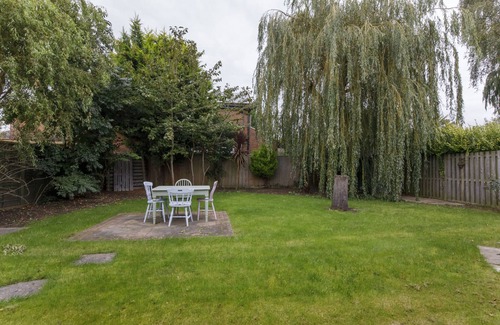 York Hütte | The Willows - sleeps 6 guests in 3 bedrooms