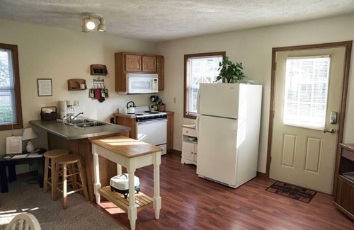 Norfork Kabine | "The Wilson Cabin" Cozy Accommodation on the River