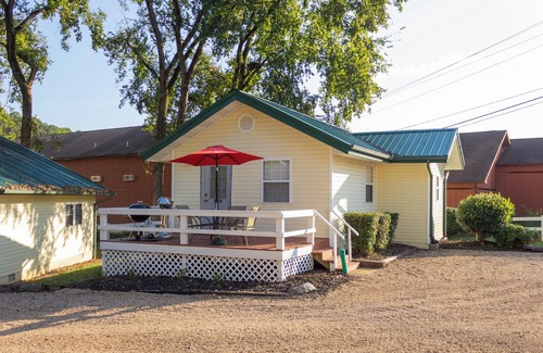 Norfork Kabine | "The Wilson Cabin" Cozy Accommodation on the River