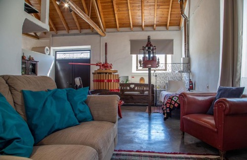 Sao Joao Batista Haus | The Wine Cellar - A Adega