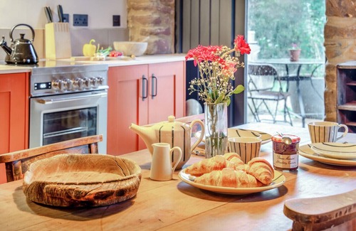 Redbrook Haus | The Winemaker's Barn