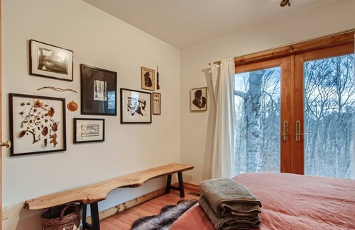 Delaware Kabine | The Wooded Retreat, with fire pit and river view