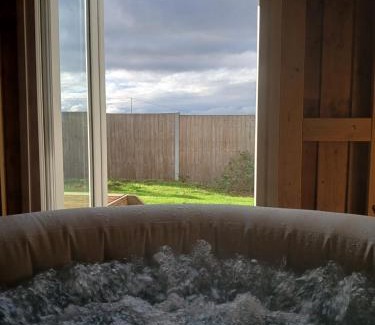 Ham Wohnung | The Zen Den "With Lazy Spa"