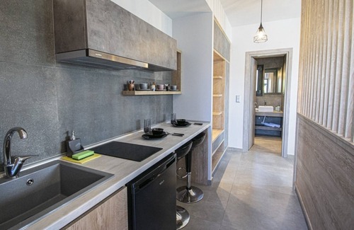 Nea Iraklia Wohnung | TheaSea Luxury Suites- Studio 2