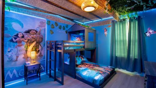 Four Corners Haus | Themed 5BR Resort Escape With Game Room & Pool 15987