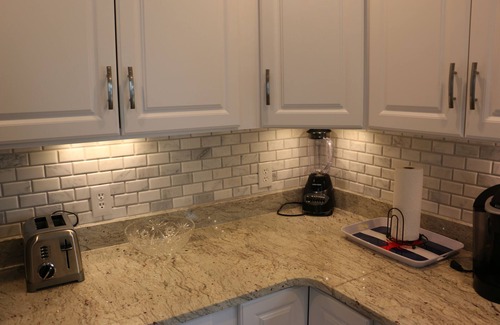 Lower Grand Lagoon Haus | Entzückendes Strandvorbauhäuschen in PWB