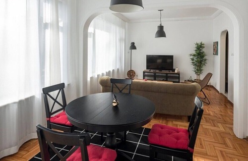 Bebek Wohnung | This apartment is a 1 bedroom(s), 1 bathrooms, located in Beşiktaş, İstanbul.