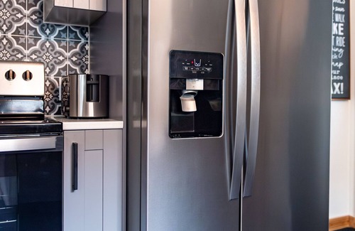 Richwood Kabine | This is a Lakeside getaway at its best - summer, fall, winter or spring!