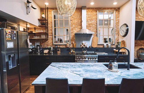 Sheridan Wohnung | This loft is a 2 bedroom(s), 2.5 bathrooms, located in Sheridan, WY.