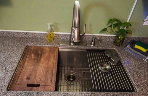 Massillon Haus | This Old House - Entire House Rental