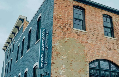 Ypsilanti Haus | ★ Thompson Place: Premier Modern Downtown 2BR Loft